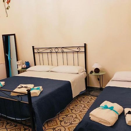 Domus Aurea Bed and Breakfast Montalbano Elicona Eksteriør billede