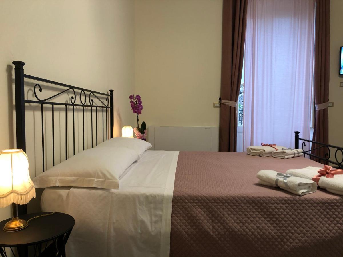 Domus Aurea Bed and Breakfast Montalbano Elicona Eksteriør billede