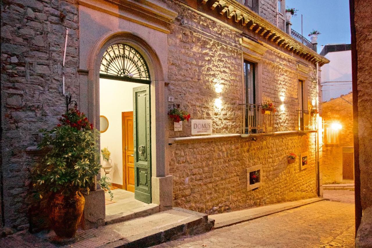 Domus Aurea Bed and Breakfast Montalbano Elicona Eksteriør billede