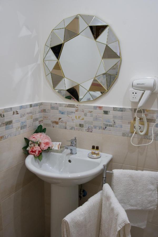 Domus Aurea Bed and Breakfast Montalbano Elicona Eksteriør billede