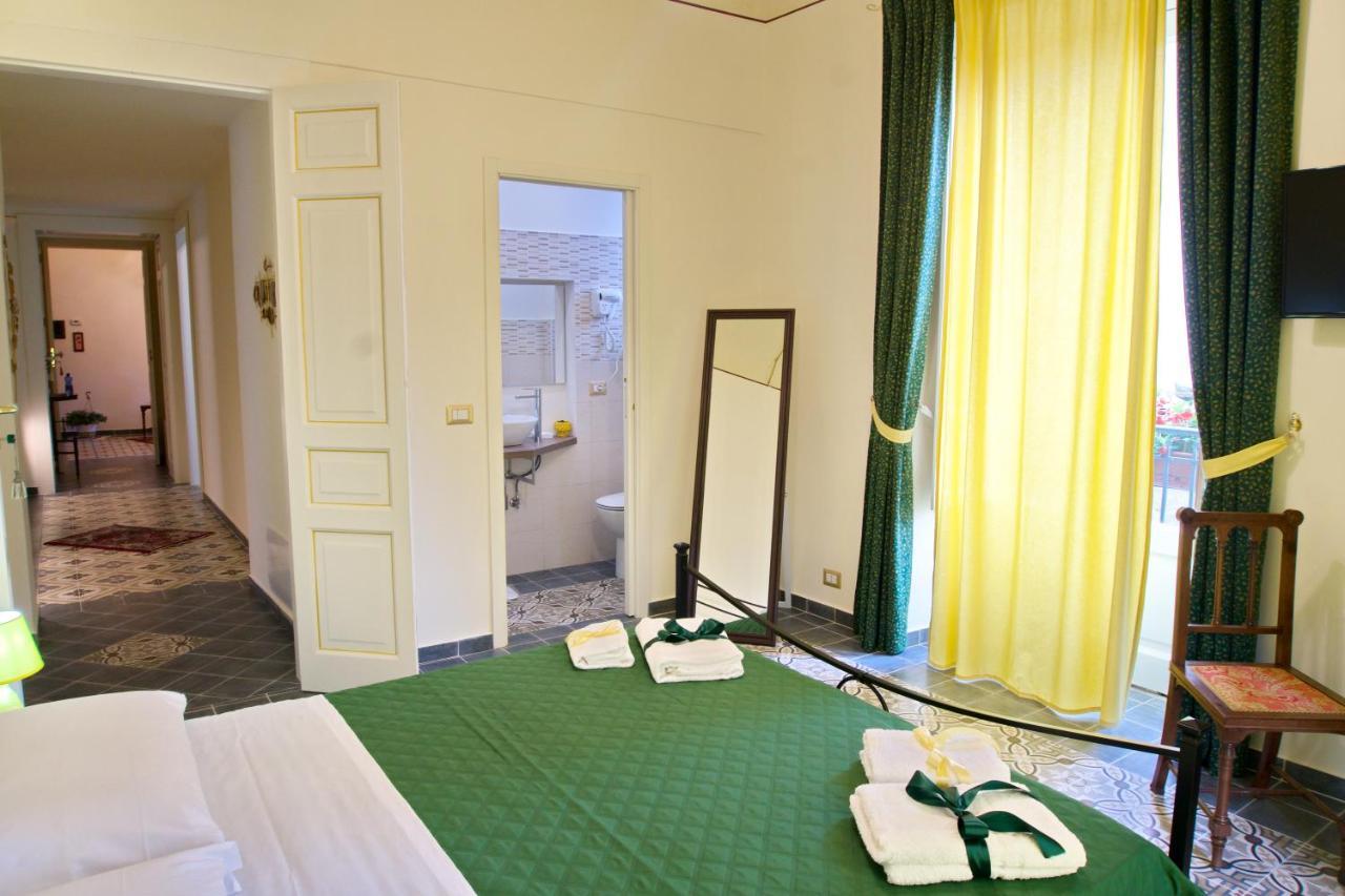 Domus Aurea Bed and Breakfast Montalbano Elicona Eksteriør billede