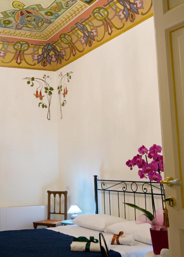 Domus Aurea Bed and Breakfast Montalbano Elicona Eksteriør billede